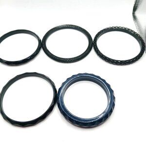 Lot Of 5 Black + Navy Metal + Acrylic Bangle Bracelets Jewelry